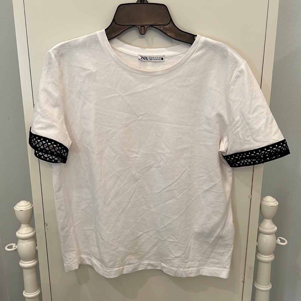 Short sleeve tee worn once